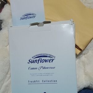 Sunflower Cream Cotton Pillowcase 2 100% Cotton